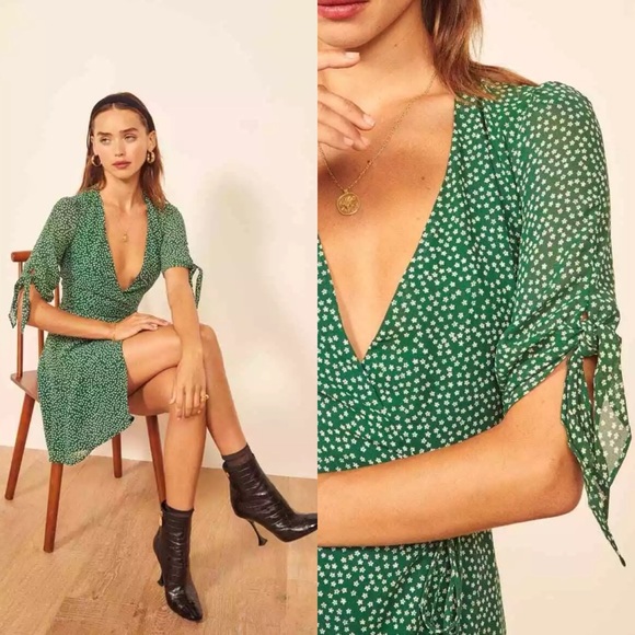 Reformation | Sammy Wrap Dress in Chive Green Floral Medium - Picture 9 of 9